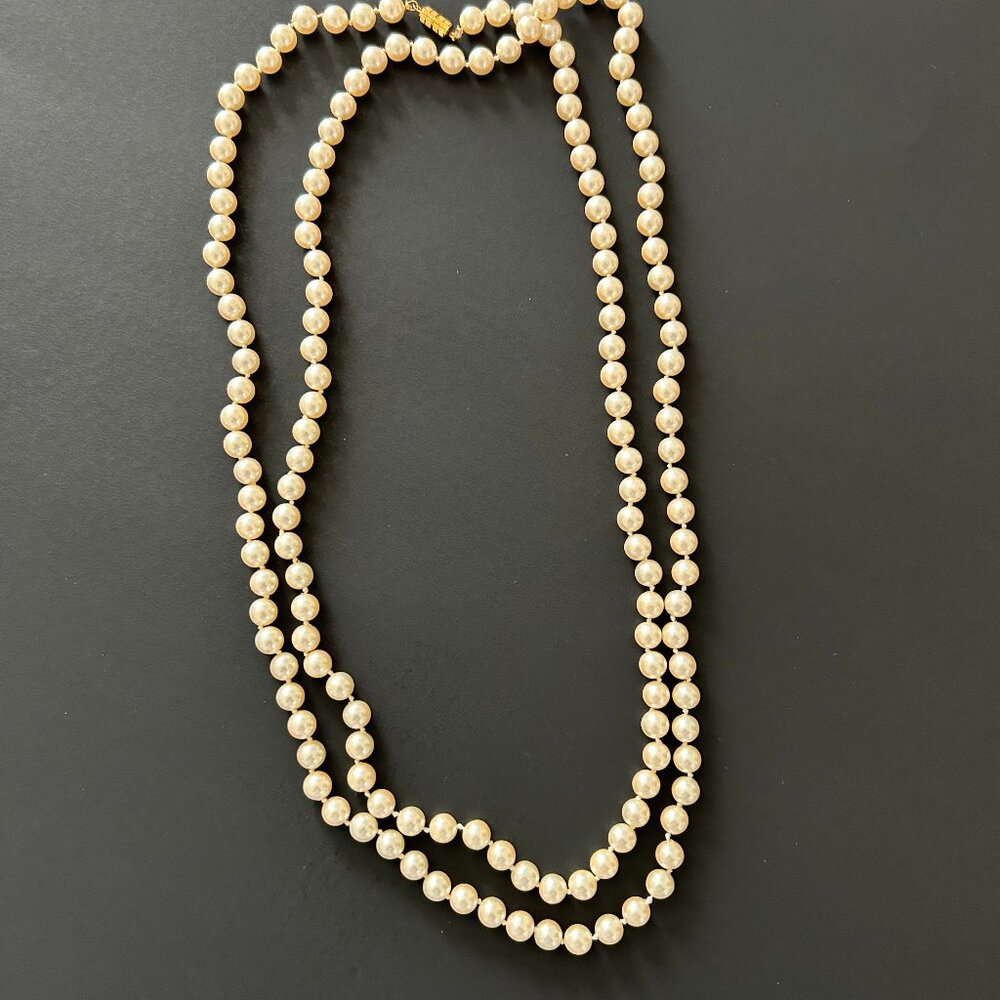 Faux pearl necklace